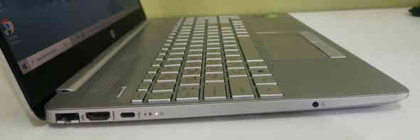 السلام عليكم
لابتوب hp
مواصفات
كوراي سفن الجيل 12
رام 8 
كارت شاشة خارجي نفيديا
هارد سامسونك  ssd 512
نظافة 100%
حجم 15.6 شرق اوسط مو باله
السعر 550 الف قفل من الاخير
مكاني بغداد الامين الثانية
***********
