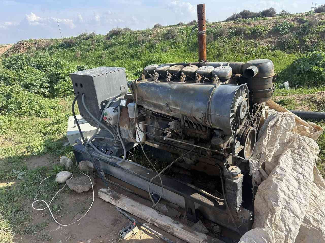 🔌 للبيع مولدة ديزل Deutz ألماني 🔌

مولدة ديزل قوية ونظيفة جداً

✅ محرك ديزل 6 سلندر
✅ تبريد هوائي (بدون رديتر ماء)
✅ تشتغل زين وما بيها أي عطل
✅ شغلها قليل جداً (ساعات تشغيل قليلة)
✅ محرك مامفتوح (أصلي) .

📍 الموقع: كركوك – داقوق💰 السعر: خاص📞 للتواصل: واتساب أو اتصال***********
