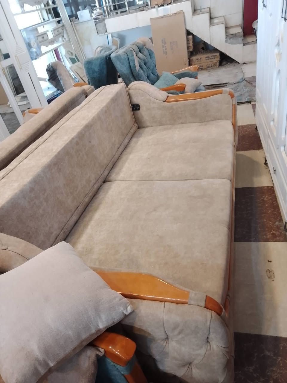 تخم تركي عشره نفر كلش نظيف الضهر قلاب يصير سرير
***********وات

***********
