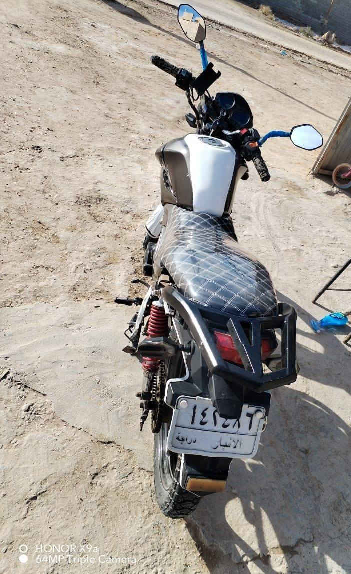 السلام عليكم ورحمة الله وبركاته
دراجة ليڤان للبيع فقط
موديل 17 مشدودة بالـ19
مسجل تحويل ثاني يوم
تايرات جديد، كهربائيات شغالة كلهن ونشاطة فول 
سعر بواحد وربع(1،250) وبي مجال  مكاني الرمادي 7كيلو
اتصل وبيك خير وتدلل ***********
