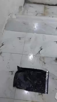 حي الاصدقاء • غرفة وصالة • شامل كهرباء وماء