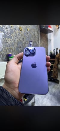 عندي ايفون 14 برو ماكس الجهاز كفالة عامة من كلشي بس بي فطر زغير بل كلا...