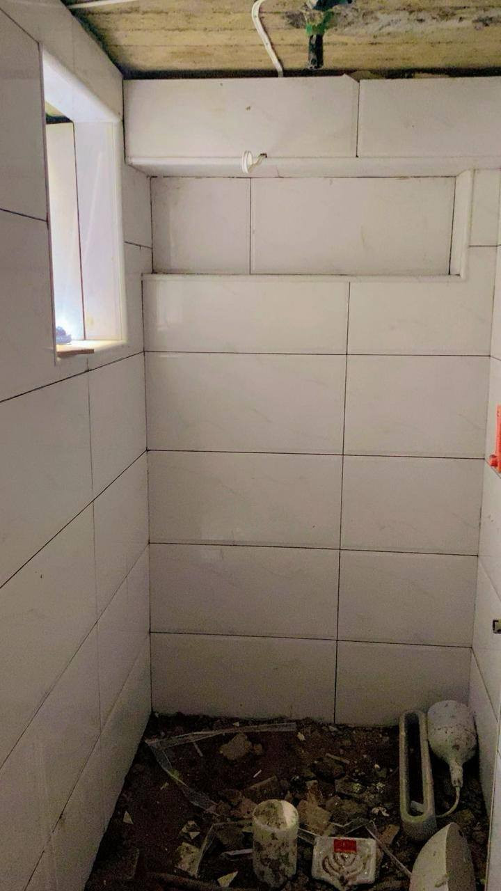 السلام عليكم
كادر سيراميك جدران شغل درجه اولى شرط
المتر ب 4 الف
تواصل
***********
