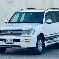 لندكروز للبيع حادثها فقط جاملغين اماميه بدون دواخل السياره شركه جديده ...