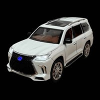 مجسمات سيارات • هيكل معدني • اضاءة امامية وخلفية