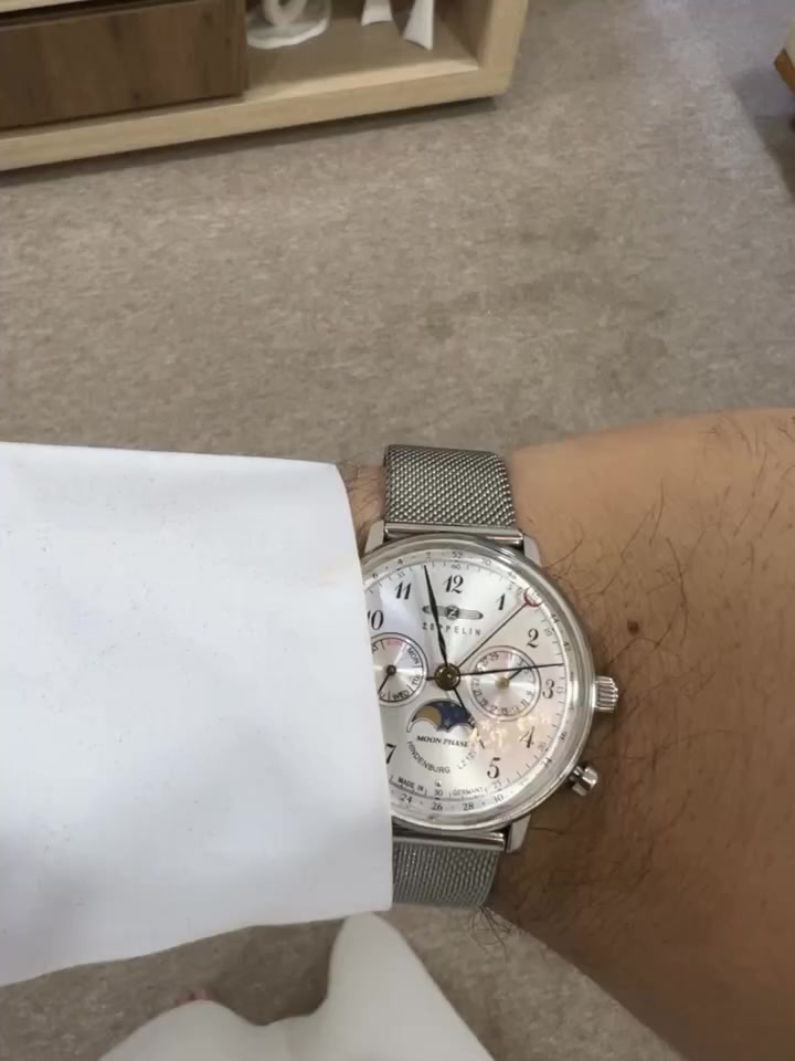 زبلن الماني سير حصيره بلادي القطعه نظافة تاااامة زلغ ما بيها شمسي قمري اربع عقارب وسناتر شغالة قطر ٣٦ القطعه تحفة 🔥🔥

جميع القطع الي اعرضها اصليه اخوان وغير مجدده ولا باله ولا كوبي وبيها ضمان مدى الحياه


**إذا كنت صاحب هذا الإعلان وتريد حذفه لأي سبب، رجاءا أرسل رسالة إلى الدعم الفني**