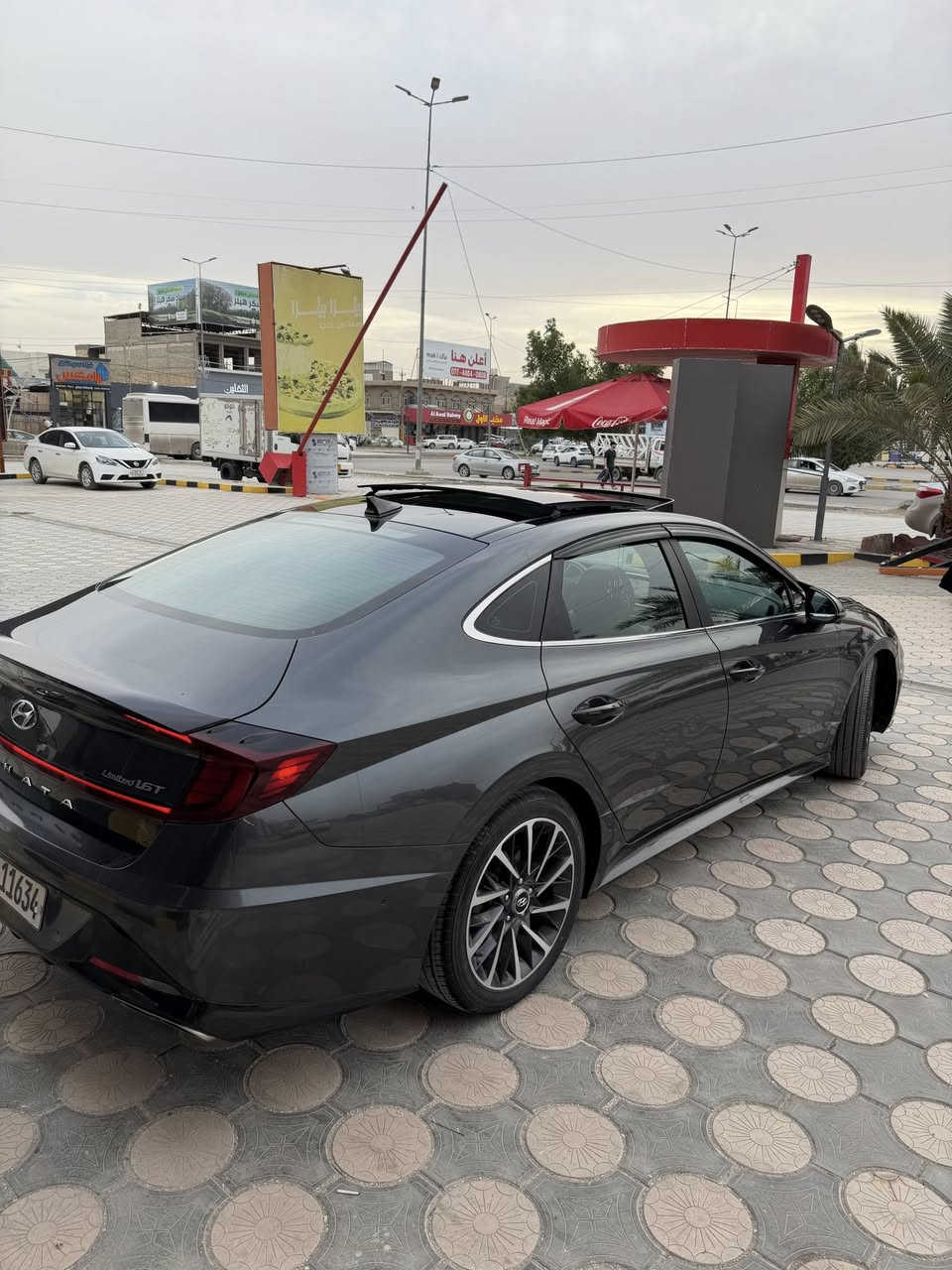 سوناتا 22 لمتيد Limited 1.6T
اللون نفطي 
ماشيه 95 كيلو
اربيل بأسمي الهزة تسقط بشهر 3 

المواصفات :

بانوراما 
تشغيل عن بعد + تتقدم وترجع بلريمونت
لد متغير الوان 
5 كاميرات 
4 وضعيات قيادة 
مرئي قلاب 
قيادة ذاتيه 
كشنات تبريد تدفئه 
لايت 4 عدسات 
مانع انحداري ومانع انزلاق
مانع تصادم امامي خلفي 
سايد بريك دكمة 

بعد هواي بيها مواصفات تدوخ بيهن

الحادث 
نص بنيد صبغ فقط وراجع نفسه 
بدون ايرباك او شواصي 
حتى الدعاميه مالتها البلاديه 

كير محرك كفاله شرط السياره نضيفه 

السعر : 175 
المكان النجف الاشرف 

***********
