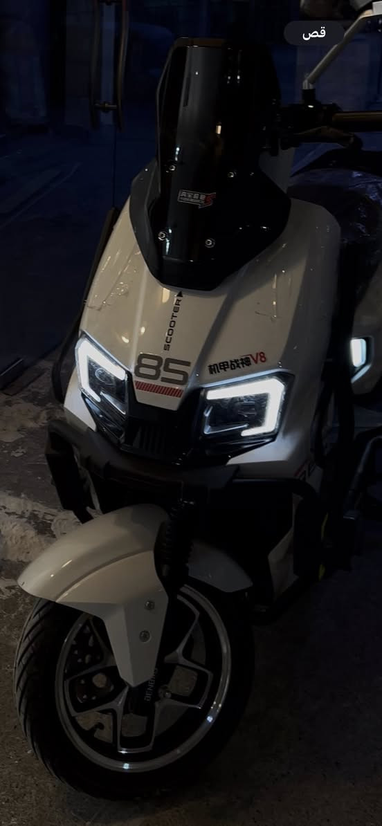 سلام عليكم دراجه صاعقه للبيع دراجه نضيفه 6 بطاريات تمشيك 75 كيلو سرعه 85  رقم ***********
