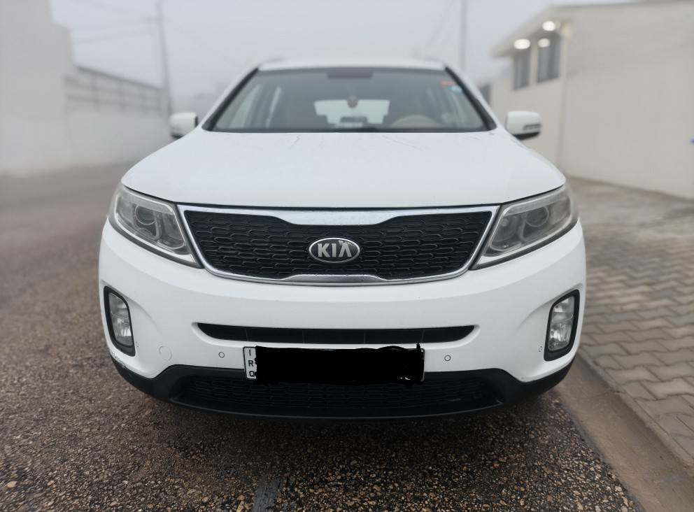 سورنتو 2014 لون ابيض خليجي
محرك V6 3500  
السيارة 7 راكب 
السيارة فول مواصفات عده البانوراما 
بصمه تشغيل وبصمه ابواب اشارة ترحيب 
اناره داخلية كشن كهرباء مري شفط   
كير ومحرك بشرط دوسه ليزري سورنتو 
السيارة ماشيه  146km فقط 
السيارة رقم قادسيه الجديد هزة وسنويه جديده وتحويل مباشر  السياره بسمي  تحويل بشرط 
 السيارة كفالة ما عده كارت في  باب السائق فقط 
 
الاستفسار على الرقم *********** موجود واتساب
