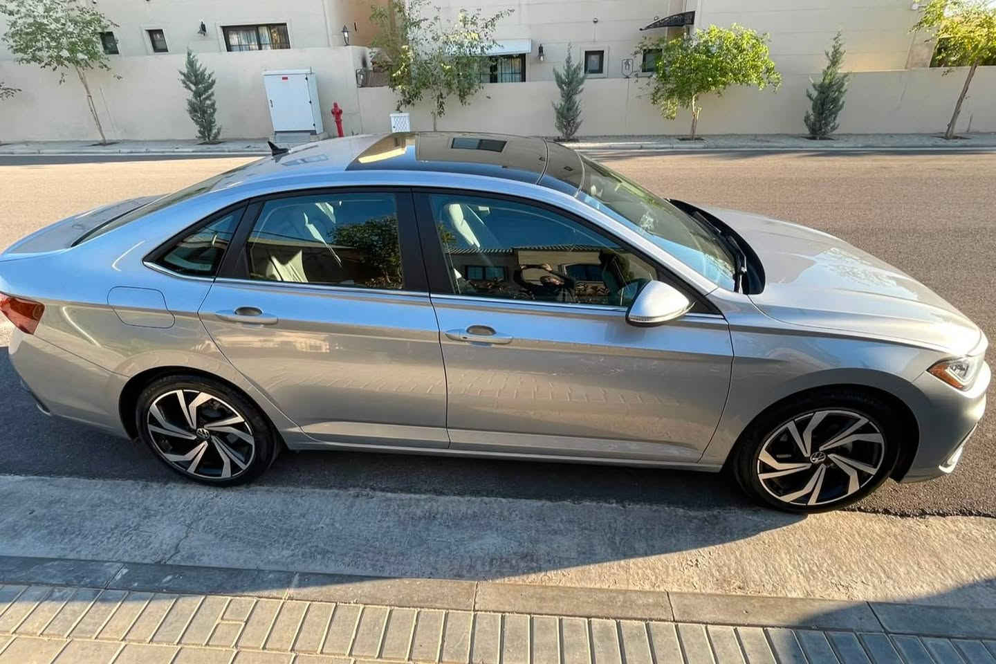 ڤۆڵگسواگن جێتا 2025 مواسەفات Sel
فول مواسەفات 
تەنها 8 هەزار مایل رۆیشتووە
پانۆراما سلاید کوشن جلد
کوشن کارەبایی و خەزن
 کوشن سارد و گەرم
رادارى پيشو. دواوه
یەک دەرگای بویاخە 

سـعـر : لە کۆمێنت داوابکە ڕاستەوخۆ بۆت دێت 📥 

گێر و مەکیەنەی بەشەرت 
هیچ کێشەیەکی تێدا نییە 

ژمارەی خاوەنەکەی 
***********
