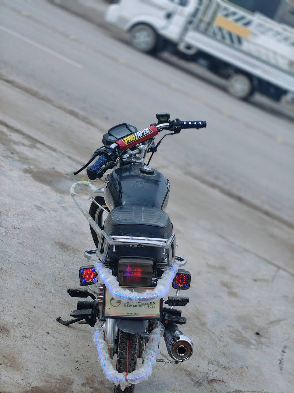 السلام عليكم سيفان 2024 للبيع نضافه فول محرك 150 سلف شغال محرك مامفتوح باب اول وزن ثقيل 7 ختومات فول نشاط فول بعدو جديد السعر 660وبي مجال قليل مكاني الجدعه ***********
