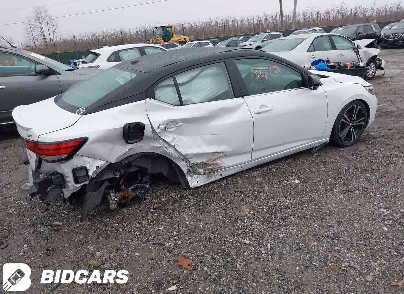 السلام عليكم 
Nissan Sentra Sr 2023
فول مواصفات 
فتحة 
بصمة
دخول ذكي
كامرات 360
حساسات خلفية وجانبية 
مانع تصادم
كشنات جلد
تدفئة مقاعد
تبريد منفصل سايق وراكب
وبقية المواصفات فول على اخر حبة
السيارة رقم ذي قار معوقين معوقتها بنية صغيرة 
سنويتها ل2030 وكالة بأسم المشتري
السيارة دخول  نهاية2025 
ماشية 36 الف يعني ماماشية بالعراق بس 5الاف
صارت بيها طخة كلش خفيفة بالبنيد اقل الاصبع وكحلتها يعني مو شي يذكر
السعر 155 وبيها مجال
***********
مكاني ناصرية مركز اتصل وتدلل
