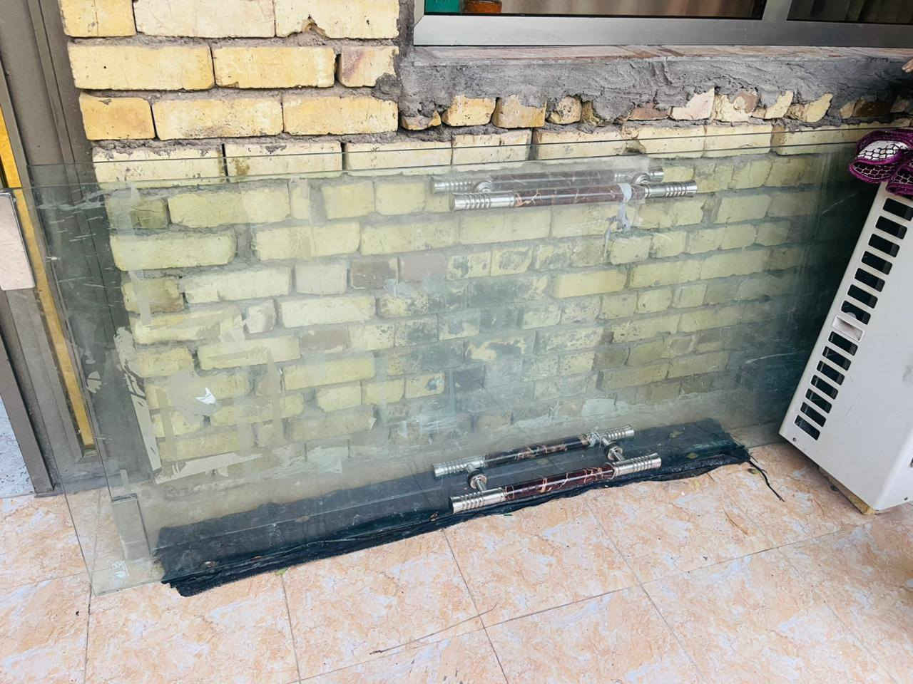 ابواب للبيع 
جام خانه+باب دفتري حديد
للاستفسار.***********
***********اوتتفضل خاص
العنوان حي الحكيم
