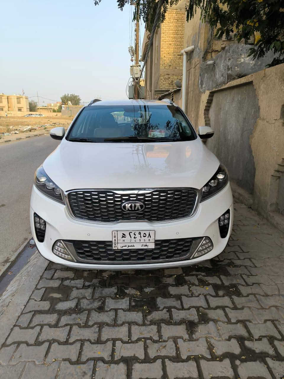 سلام عليكم من رخصه مدير الكروب سورنتو 2020للبيع السياره مو اليه الصاحبي عارضه 260مكفول رقم صاحب السياره ***********
