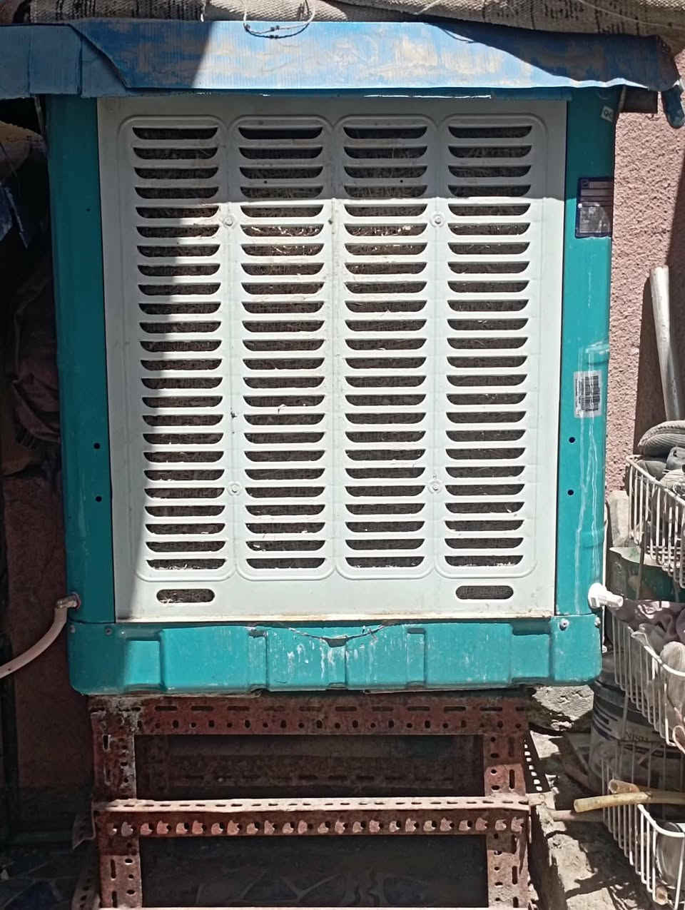 مبرده برفاب للبيع الحجم الكبير نضيفه ماداخله تصليح السعر 150 وبيها مجال


**إذا كنت صاحب هذا الإعلان وتريد حذفه لأي سبب، رجاءا أرسل رسالة إلى الدعم الفني**