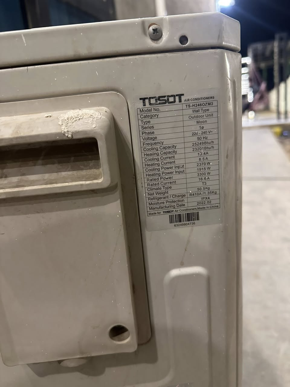 السلام عليكم 
عندي 4 سبالت TOSOT حجمهم 2 طن بعدهم جديدات 3 كمبريسر واحد امفريتر بي عطل يسرب غاز بس نقصه كمبريسر اصدارهم 22 سبالت كلش جديده امانه الله 
للاستفسار ع الرقم واتساب 
***********
