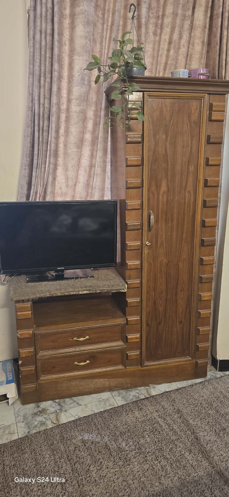 للبيع – غرفة نوم 6 أبواب طابقين

🔸 الموديل: كلاسيك خشب مغلف
🔸 المادة: صاج داخل وخارج، مو MDF
🔸 العدد: 7 قطع
🔸 اللون: بني جذاب
🔸 الحالة: نظيفة جداً – شغل درجة أولى

💰 السعر: مليون  دينار

📍 المكان: بغداد – حي البنوك
📞 للتواصل: ***********

🛠