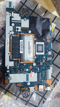لوحة أم • ThinkPad E14/E15 • ٤/٨ جيجابايت