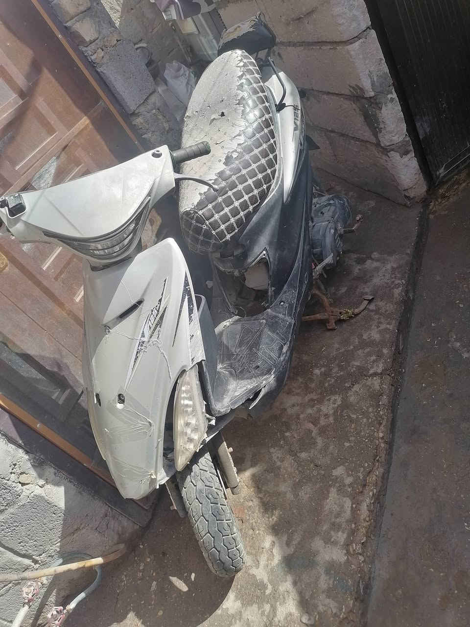 كوم حديد قيم واخذ مكان كربلاء الحر ***********
