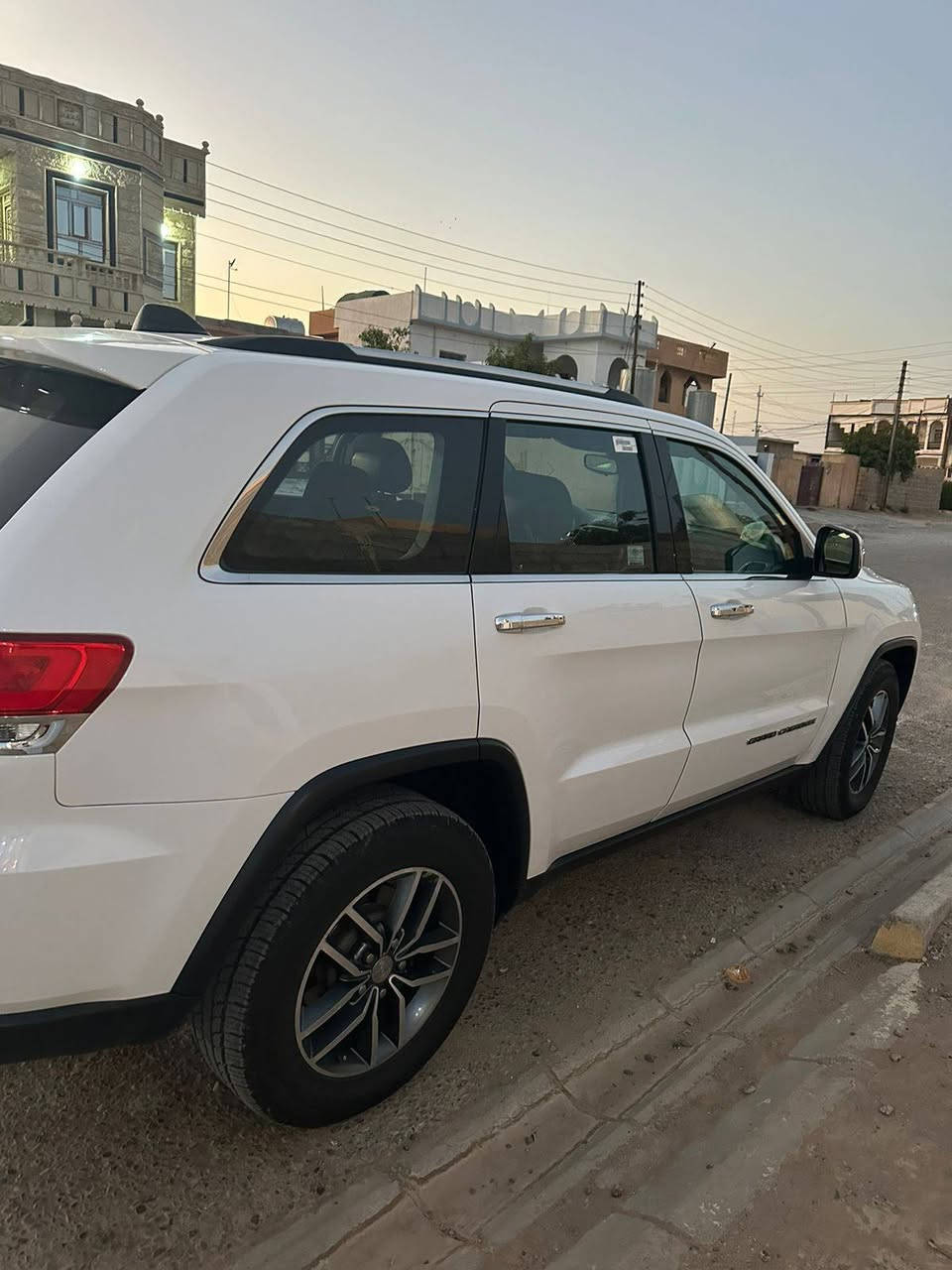 جيب للبيع  2117 بابين تبديل بلادي مبدون دواخل ماشيه 105 رقم سليمانيه
السعر 230 ورقه الموقع كركوك باقي التفاصيل الاتصال 
***********
***********
