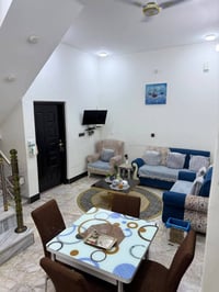 الموحية مقاطعة ٣٦ • ١٦٠م • ثلاث طوابق