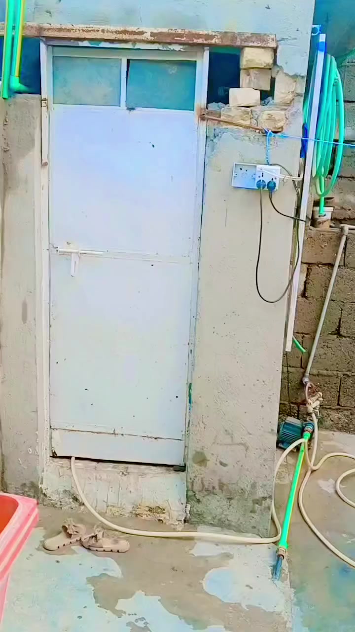 بيت للبيع 100متره بناء طابوگ سقف صب گاع حجي رمضان طابو زراعي مجاري شغل جديد تفاصيل اكثر مراسله رقم***********
