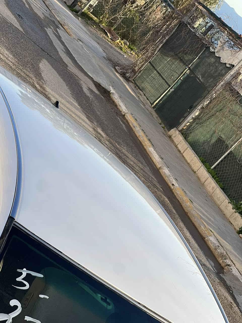 سەرەتا بەناوی خوا                                                                   شاینە موس ٢٠٠٥                                                                       ٣ دوگمە پەردە                                                                           کامێراو حاسە.                                                                         ٢ کوشن کارەبا.                                                                           گێرو مەکینە بەشەرت                                                                 سەیارەکە تابلێی جوانە ماڵی دۆستە. تازە رۆنی گۆراوە                                           تەنها درگای دوای سەکنی یەک بستو نیو بۆیاخە حسابکە بێ بۆیاخە سەخفی شوشەی هەموو گیانی جایزە                                سعری ٦٦ معامەلەیەکی برایانە                                                    لەگەل رێزم بۆ هەموو لایەک ئەگەر موشتەری نیت تکایە نە سەری من بهێشنە نە سەری خۆت ***********
