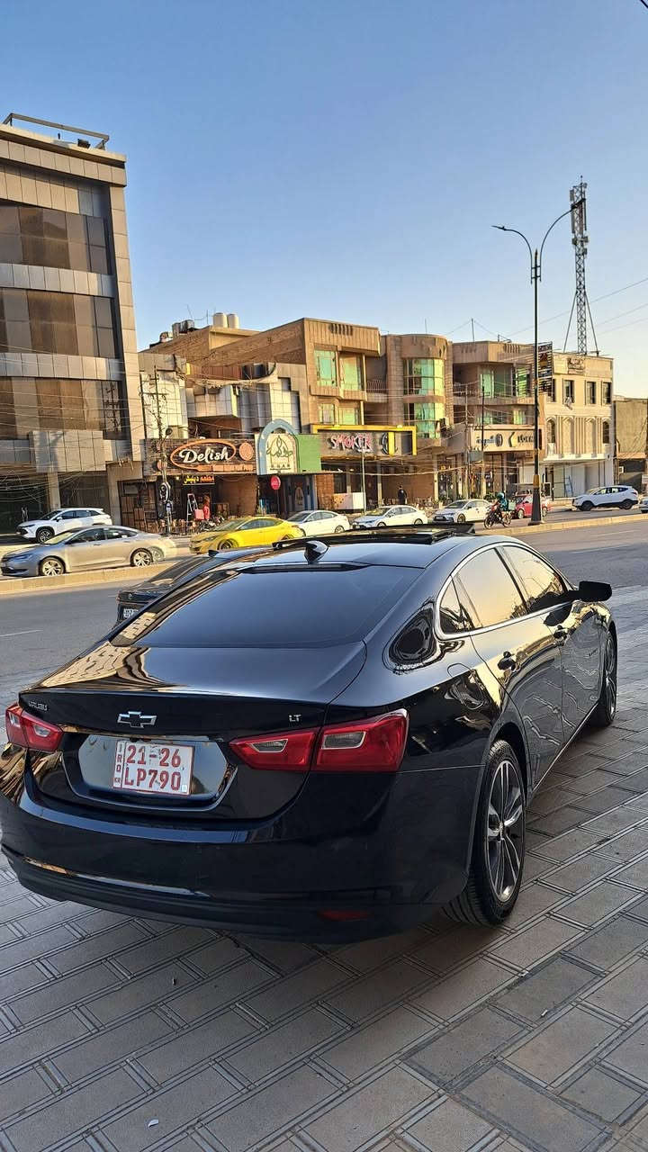 " السلام عليكم "
لليدور (نضيف ،مميز ، بدون صبغ )
_ شوفرليت " ماليبو "
_بلاك ادشن 
_  موديل { 2024 } 
_لون اسود   
_مواصفات  ' LT2 '
_ بانوراما
_رادار امامي 
_رادار خلفي
_رادار جانبي
_حساس خلفي
_داتا شو
_كامرة امامية تفاعلية مراقبة خط السير (تحذيرات)
_كامره خلفيه دواره 
_تحديد مسار 
_هاند بريك بصمه
_اوتو ستوب 
_مقعد السائق كهرباء
_مقاعد امامية تدفئة
_بصمه تشغيل وابواب وصندوك
_تشغيل عن بعد 
_لد امامي 
_كشاف نهاري
_ويل برمير حجم 19
_ تبريد مناخي منفصل 
_شاشة كبيرة تدعم نضام ابل كاربلاي + اندرويد اوتو(واير ليس) + جميع اعدادات السيارة + تحكم بالتبريد والمناخ
_ حادثها موضح بلصور
_شرط بدون دوخل 
_بدون ايرباك 
_بدون صبغ تبدل بلادي نفس اللون 
_ السيارة دخول جديد 
_ماشيه 21 الف بامريكا
_ بالعراق ماشيه الف فقط
_السياره بيها تضليل من امريكا بلادي 
تريد ترفعه تريد تبقي بلسنويه براحتك 
_ صور الحادث مرفقه بالمنشور 
_ السيارة بحالة الوكاله وبكتلوكات الشركة من اصغر تفصيلة بيها لأكبرها حالها من حال الكلين تايتل
_السياره حاليا فحص كاتي بنفس اليوم تترقم 
_  مكاني بغداد الكرخ 
_________ السعر 135________
                          ***********☎️
