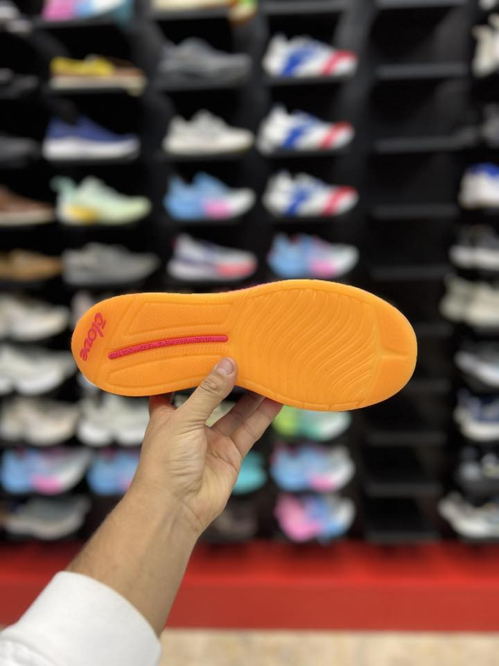 ماركة Clove امريكيه
طبي خفيف
قياس 42
السعر 15

العنوان النجف ملحق الروان 
توصيل 🚚 محافظات 6 داخل النجف3 
*********** واتساب#
