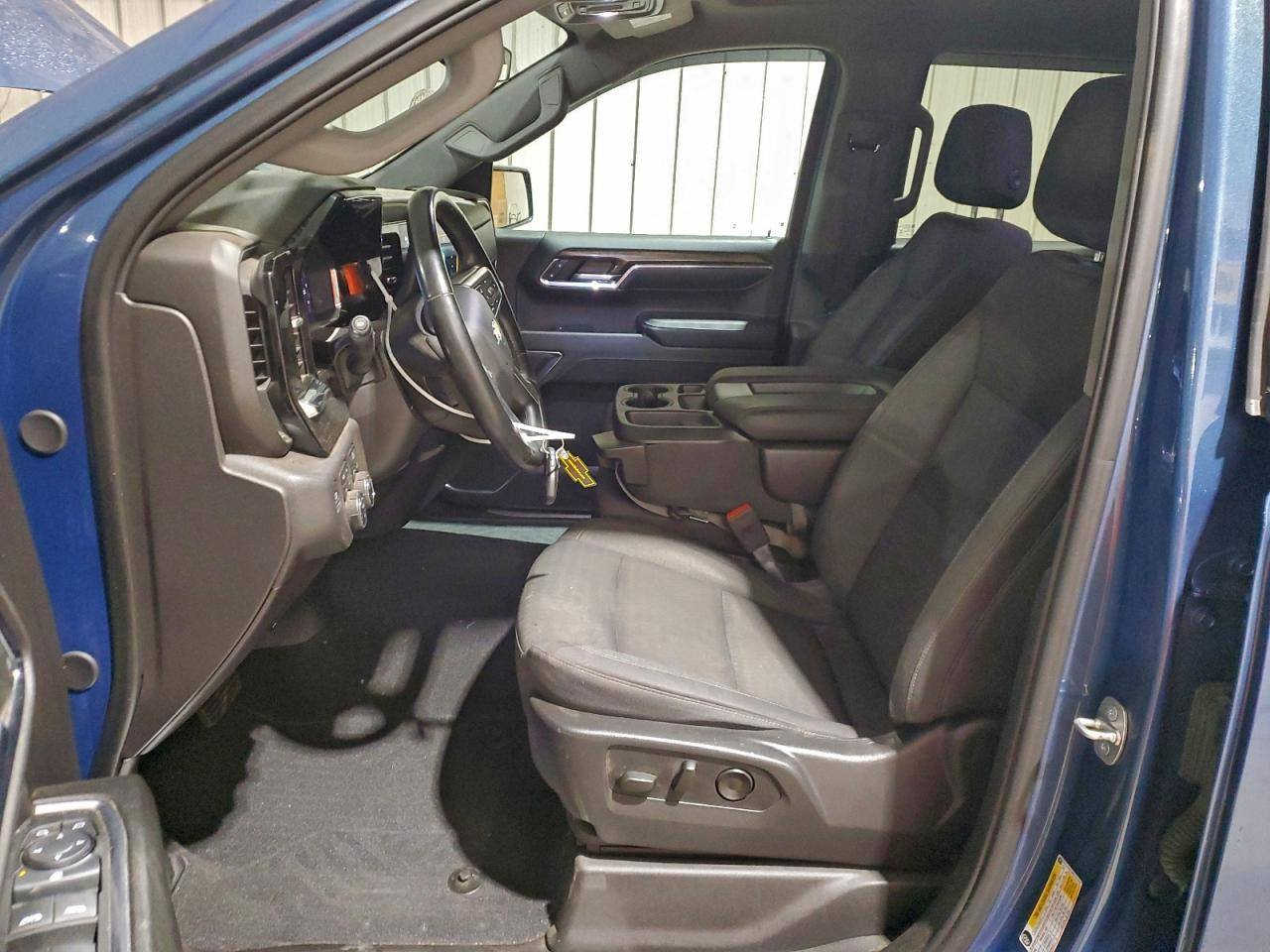 مزاد يوم  الأربعاء المصادف7/1
🚘 نوع السياره: شوفرليت سلفارادو 
الفئه : لمتدد 

🔹️الحادث / الضرر : كما موضح بالصور 
🔹️الموديل:2024
8سلندر 5300
⚠️ علما هذا نموذج بسيط من السيارات التي تعرض في المزاد يومياً 
- نوفر لكم شراء السيارات مباشرة من مزاد كوبارات و IAA الامريكي باسعار تنافسية 
التواصل واتساب أو اتصال على الارقام التاليه 
العنوان الديوانيه .قضاء غماس.شارع الصافي قرب مدرسه يافا
***********
***********
***********
