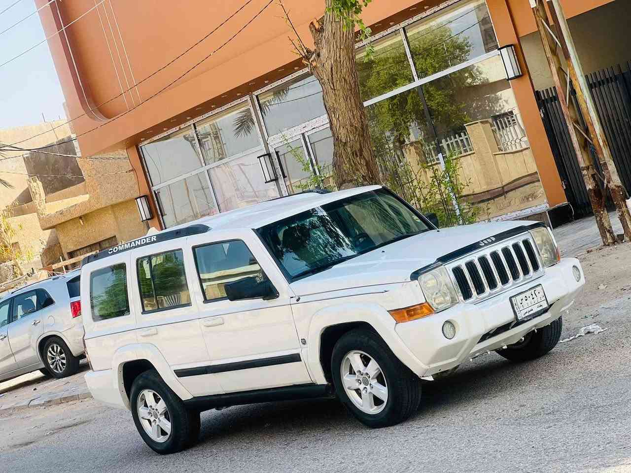 جيب كومندر مديل 2008 سعر 67وبيه مجال لاستفسار اتصل *********** وارد مريكي حادثهه باب بدون دواخل وبيهه رشات صبغ ولباقي كفاله عامه مواصفات سبعه7راكب كشنات جلد ثلث قطع تبريد كشنات كهربائي تحكم ستيرن شاشه كامره دواره مكينه سته 6سلندر 3600مكينه وكير مكفولات حداديه جديده تخم تاير رقم بغداد سياره جديده وجاهزه واي نقص مابيهه مكان سياره كربلاء
