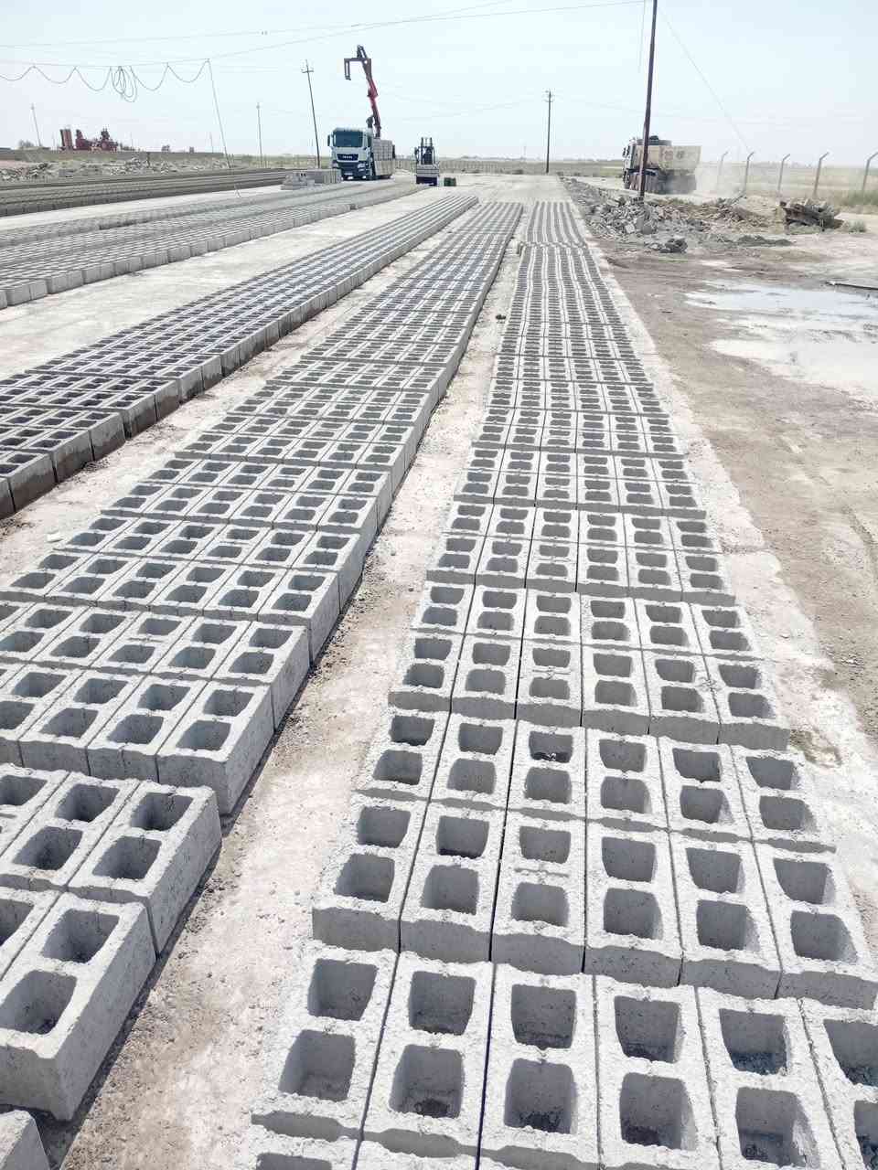 🏗️ تبدي تبني؟ خلّي أول خطوة تكون مضمونة!
الأساس القوي يبدي من البلوك الصح  ✅

🧱 بلوك درجة أولى، مفحوص ومجرب
✔️ شغل نظيف بمواصفات هندسية ومختبرية
💵 السعر: 450 ألف لكل ألف بلوكة –مطروح ب المعمل 

🚛 نقل ويـّا رافعة بنفس الوقت
🔹 نرفعلك البلوك للطابق الاول
🔹 نوزعه على البتلو داخل الغرف
🔹 نوصل حتى السياج
🎯 وين ما تكون ب(ديالى وبغداد) راح نوصلك!
💧نوصلك باللوري وبسعار مناسبة 

💬 راحتك تهمنا… ولهذا وفرنالك كلشي حتى تكون بداية شغلك مرتبة وبدون تعب

📞 للاستفسار ولتصال***********
