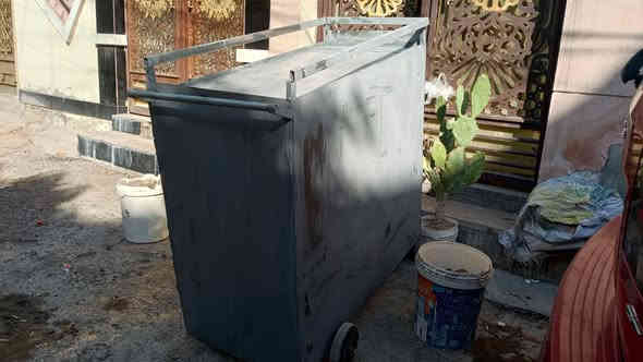 عربانة مال شاي للبيع عربانة جديدة السعر ب150 الف وبيها مجال للاتصال على الرقم ***********
