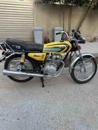 ايراني نامه للبيع نظيفة 100% استخدام قليل كلش كلها شغالة ومكفولة برغي ...