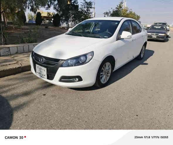 جاک ٢٠١٢ ئۆتۆماتیک 
دوو پەڵە بۆیاخی هەیە تۆزی ساردی هەیە 
گێر ومەکینە وتەبریت وگەرمی هەموی بەشەرت 
ماڵی دۆستە زۆر پاکە 
سەنوی بەسەرچوە شەرتی تەحویل وغەرامە 
نرخی ٧٣ گەڵاو موعامەلە 
شۆین چەمچەماڵ 
***********
*********** شمشمل
