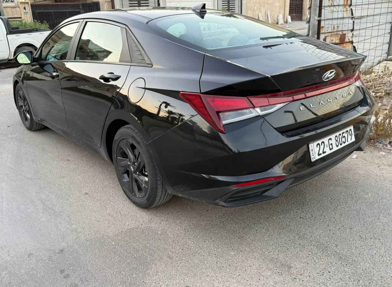 السلام عليكم
 النترا للبيع
موديل 2022 وارد امريكي
السعر 105 وبيها مجال

للاستفسار ***********
او تليكرام HUSSUN_505
