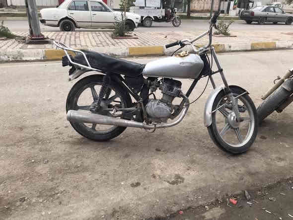 سلام عليكم لبيع محرك ناعم كلش. سعره١٧٠ بي مجال شراي. مكاني جلولاء ***********
