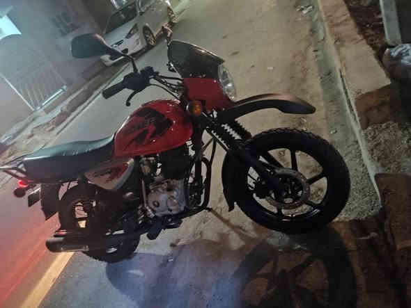 سلام عليكم بوكسر للبيع موديل 2023 سنوية ولوحة تحويل ثاني يوم ماشية 9 الاف حقيقي استخدام شخصي بعده زيرو شلعه معدل سعر 2350 وبية مجال قليل مكاني الحسينية الراشدية رقم ***********
