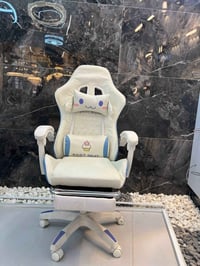 كرسي كيمينك • مسند قدم • مسند رقبة