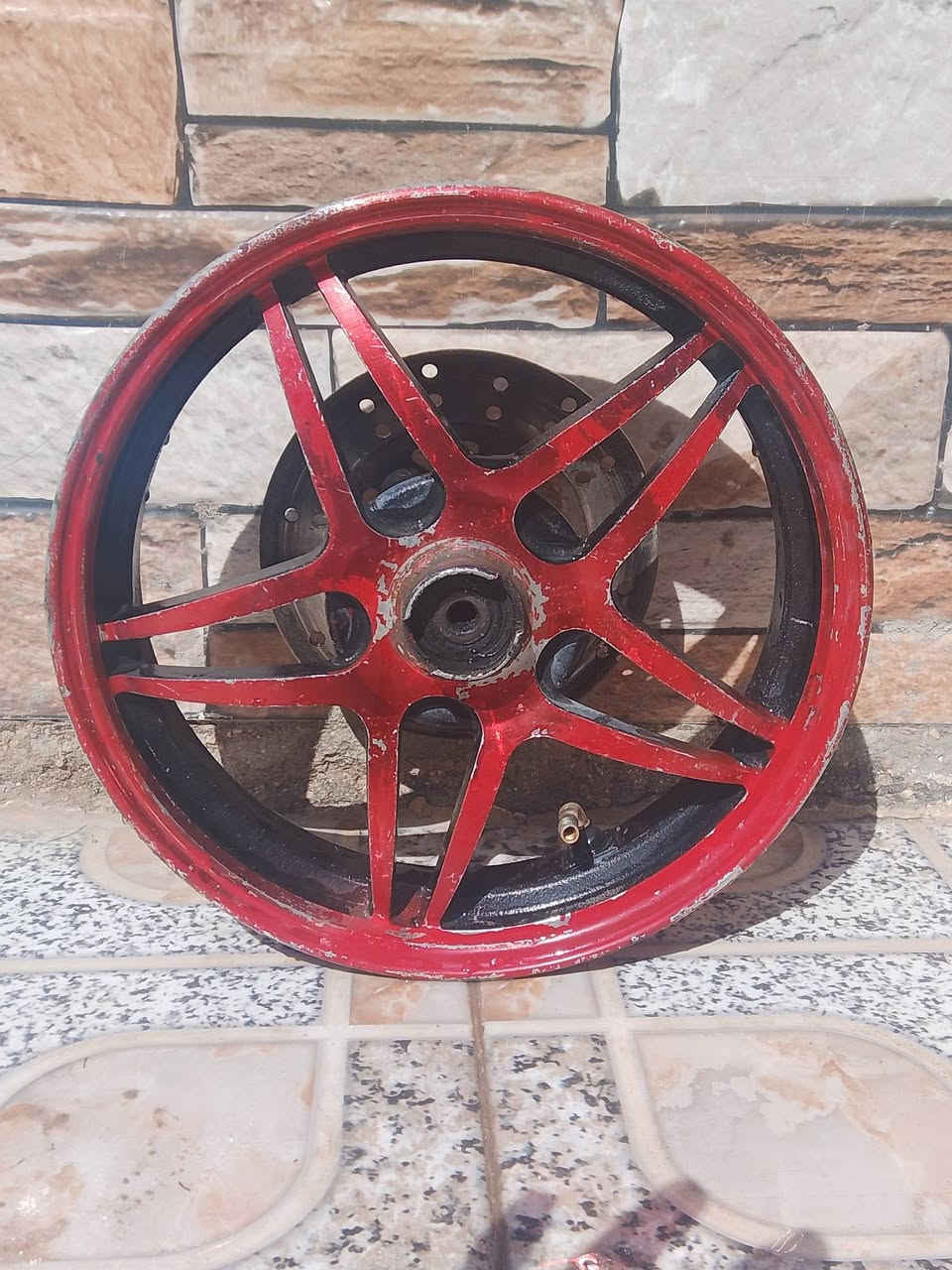 من رخصت الادمان
صالنصه ماكس رياضي SC  ويل رياضي هو والفلنجه كامل اسعارهن خاص رجا المو شراي لا يراسل


**إذا كنت صاحب هذا الإعلان وتريد حذفه لأي سبب، رجاءا أرسل رسالة إلى الدعم الفني**