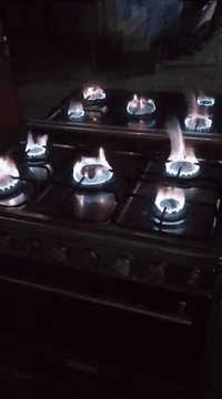 السلام عليكم طباخ ستيل خمس عيون نوع شارك شغال عالفحص مع الفرن السعر ١٨٥وبي مجال قليل للاستفسار خاص اوالاتصال على الارقام التالية ***********
*********** فلوجة قرية المختار
