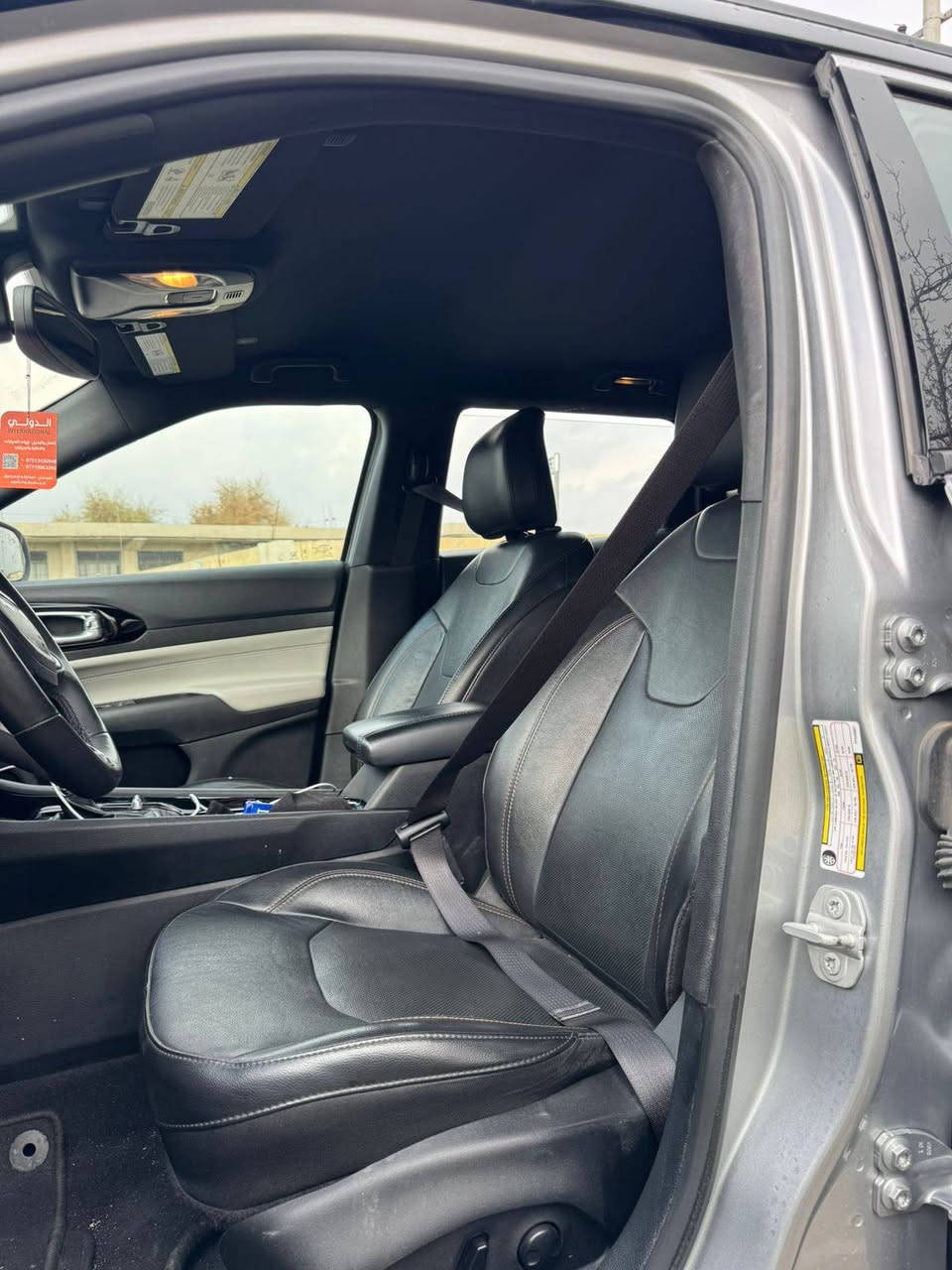 JEEP COMPASS LIMITED 2023 GRAY 🩶 
Engine: V4  20-Turbo 🔥
ژمارە هەولێر جاهیز 
30 هزار روشتووە 
ربع بونیت بویاغە 
بێ ناوگرتن 
ئێرباک سیستەم 
وارد ئەمریکی 🇺🇸 
4×4 
کامیرە ,حەساس, رادار, بەسمە 
نرخی 154 وەرقە و مجال 😱 
📍شوێن هەولێر 
~~~~~~~~~~~
0751-2004-377
0772-818-6453
~~~~~~~~~~~
JEEP COMPASS LIMITED 2023 GRAY 🩶 
Engine: V4 20-Turbo 🔥
رقم اربیل جاهز 
ماشي 30 الف
بیها ربع بونت صبغ 
بدون داخل 
ایرباک سیستم 
وارد امریکي 🇺🇸 
4×4
حساس ,کامیرە ,رادار ,بصمة 
سعر 154 ورقة بي مجال 😱 
📍مکان سیارة اربیل أربيل, العراق
