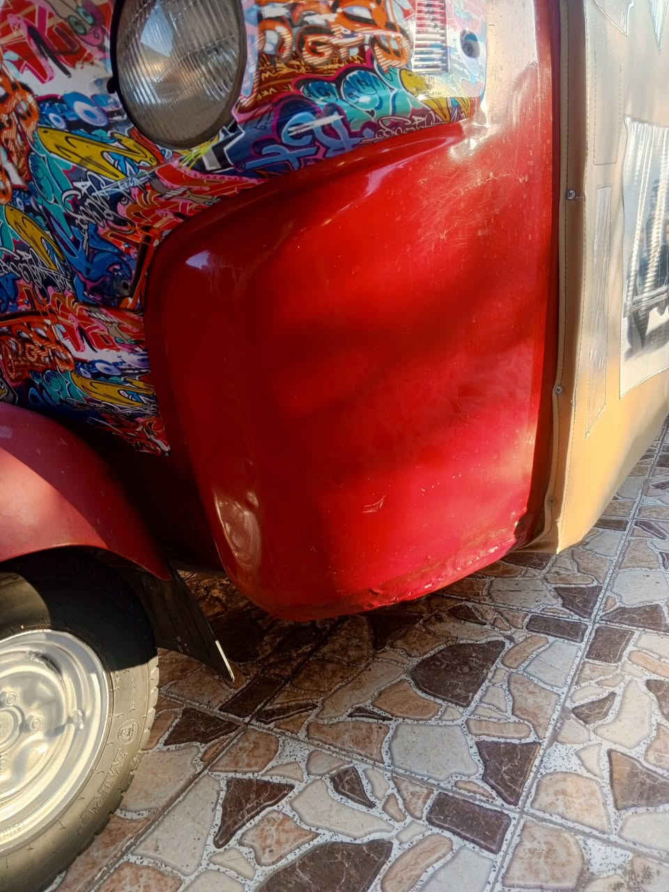 سلام عليكم تكتك باجاج موديل 18 شهر 12 يوم 26 محسوبه ع 19 تكتك نضيفه معمره جديد تعمير مامصبوغ  رقم وسنويه نكليزي بسمي تحويل ثاني يوم مكاني بابل سكندريه ***********
