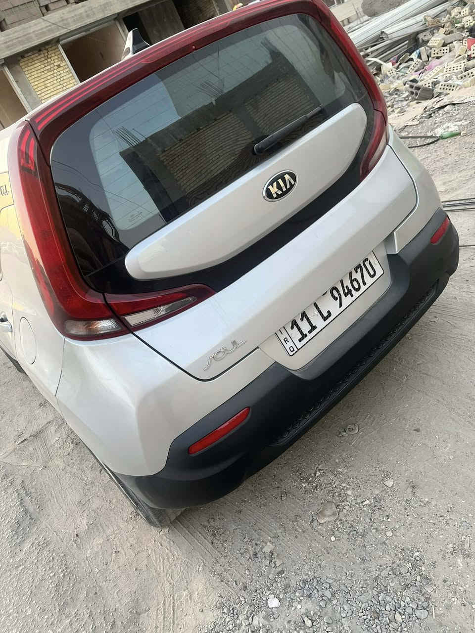 سلام عليكم 
***********
صول 2020 رقم بغداد بسمي هزه جديده و رقم جديد صور الحادث بلمنشور نفس الي بلحادث ممصلح بيها اي شي ع البلادي استعمال حلو نظيفه من الداخل ماشيه   69 ميل مكاني بابل المسيب السعر ب129 وبي مجال كلش قليل
