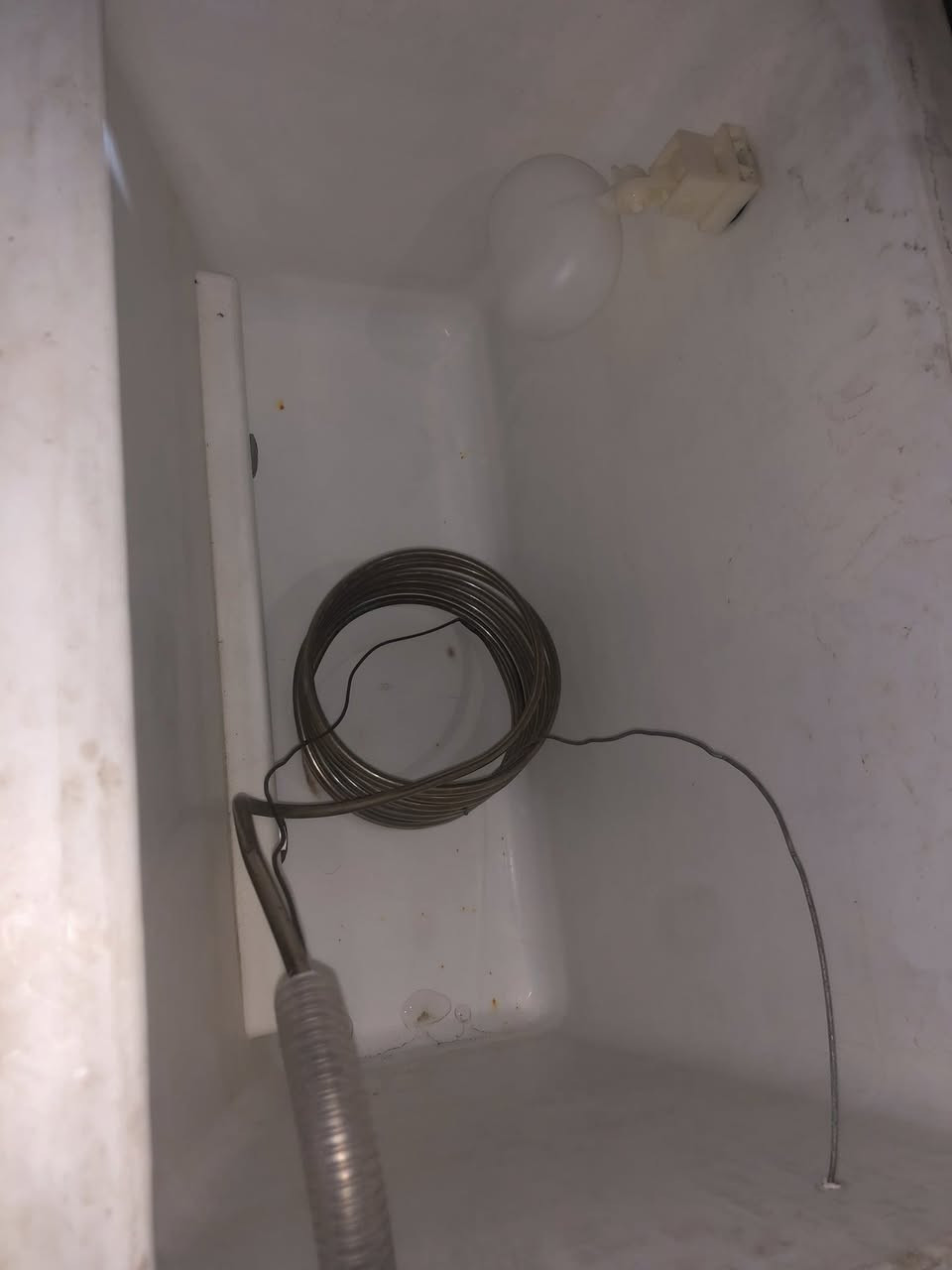 ((براد مي )) شركه النهرين المعروفه براد شغال وجديد  يرادله بس غسله   + منضومه فلتره ((فلتر مي كامل )) 

السعر ٢٥٠ وبي مجال بسيط   

المكان حي العامل __***********
