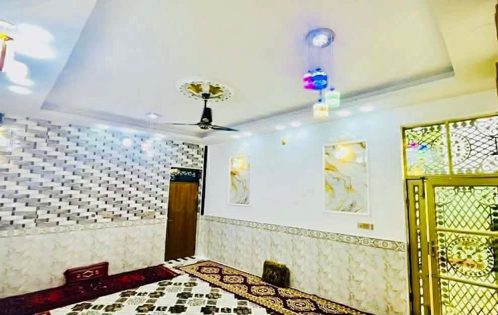 🏡 دار للبيع – النجف / مجمع بيتي الثاني
📐 مساحة: 200م
📜 طابو سند حر – طابق واحد

🔸 المحتويات:
• غرفتين 🛏️
• صالة 🛋️
• مطبخ 🍽️
• استقبال 👥
• صحيات عدد 2 🚿
• شغل مال جناي ✔️

💰 السعر: 128 وبِيه مجال
***********
