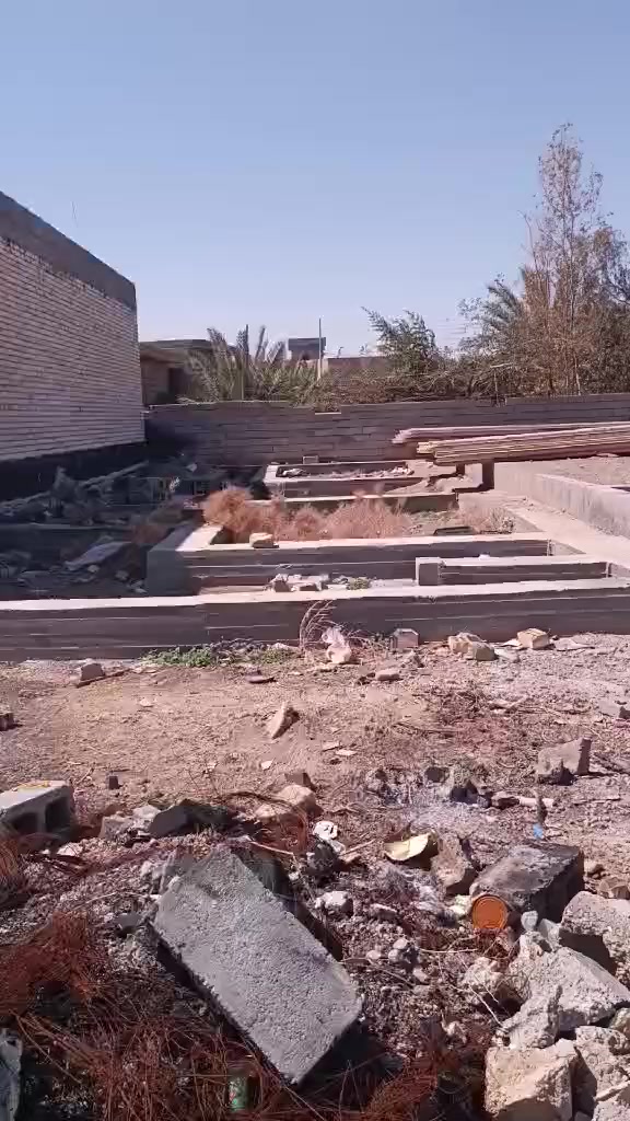 يوجد چعب في حي المختار مساحة 150متر طابو زراعي سند 25 شارع 10 ماء+كهربائية كاع بچر قرب جامع الباسط و التكية السعر 23مليون وبي مجال بسيط للأستفسار ***********,,,***********
