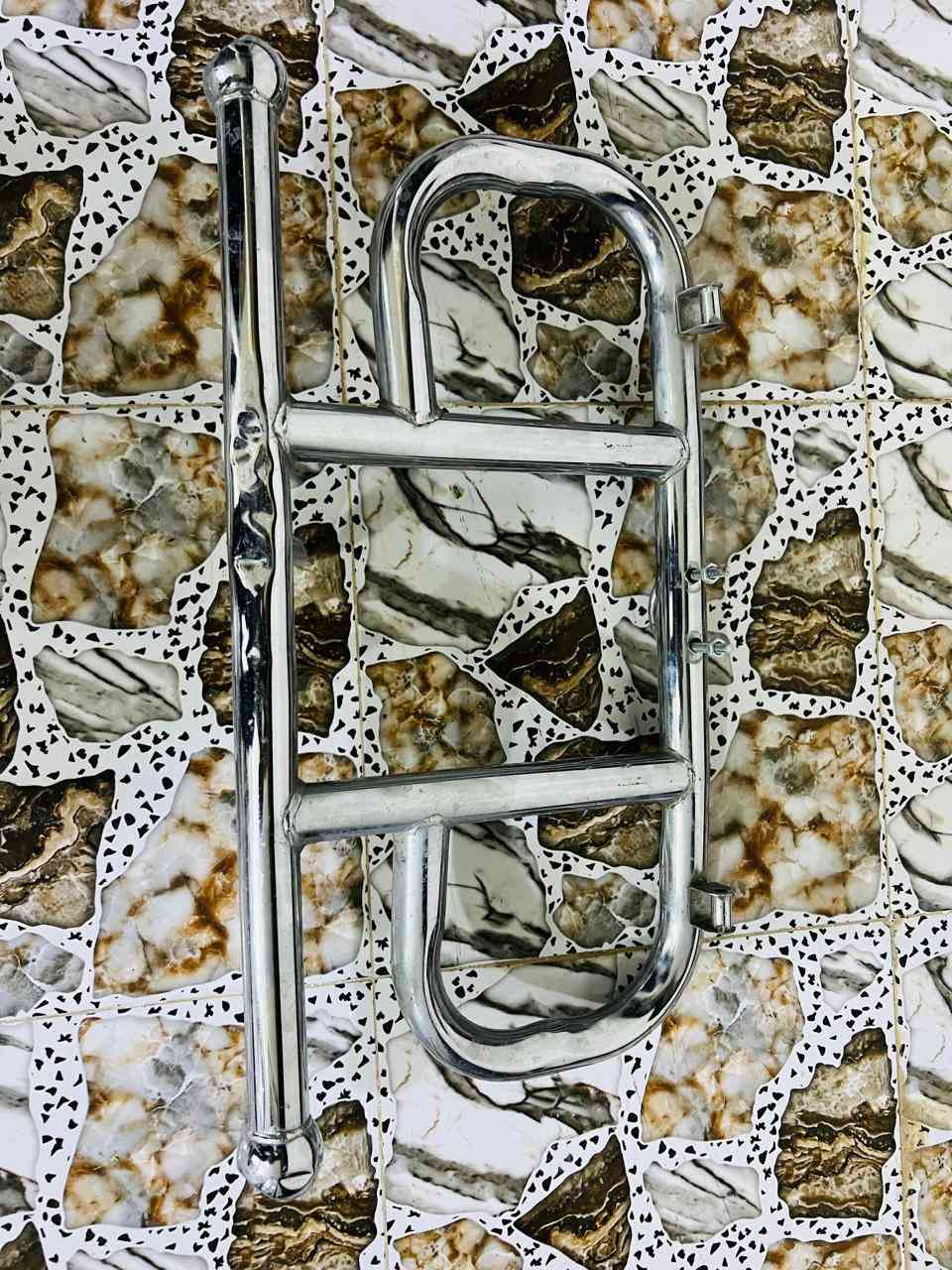 مكلف بنشر السلام عليكم دشبول مال ماطور بلادي بي بصف الجوزه كسر شويه / ودرع جديد رقم صاحبه
 ***********
