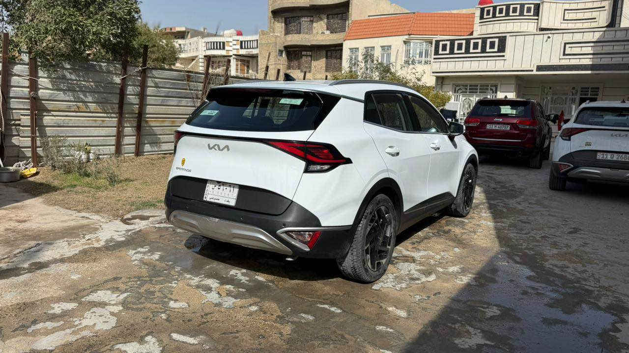 سبورتج 2023 خليجي مكفولة من الضربة والصبغ والتبديل مكينة وكير وصدر وتبريد وضع الشركة رقم بغداد بسمي مابيه اي نقص مواصفات 
بصمة 
تشغيل عن بعد 
بيبان بصمة 
ترحيب 
مري شفط 
وبعد بيه هواي مواصفات السعر 218 مكاني بغداد للاستفسار *********** Colombo, Sri Lanka
