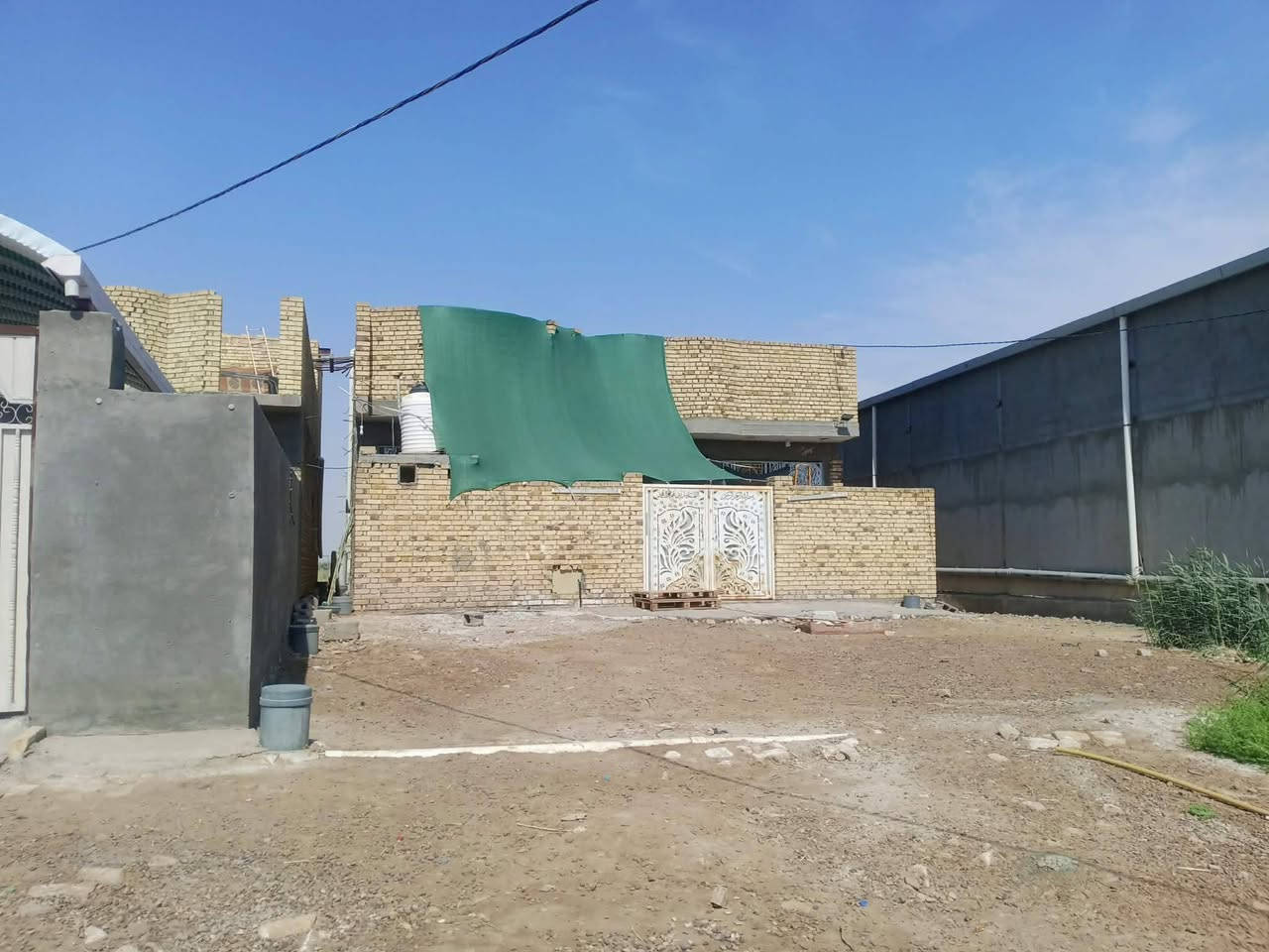 ارض زراعية مساحه دونم مع بيوت
عدد 2 
جاهزات للسكن 
بناء حديد 
البناء طابوك والسكف كونكريت 
الموقع .قرب جسر بتروناس 
للاتصال ***********
تفاصيل اكثر الاتصال على الرقم
